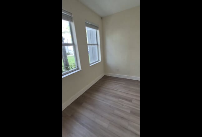 Private Bedroom w Private Bath - Royal Palm Beach Main Photo