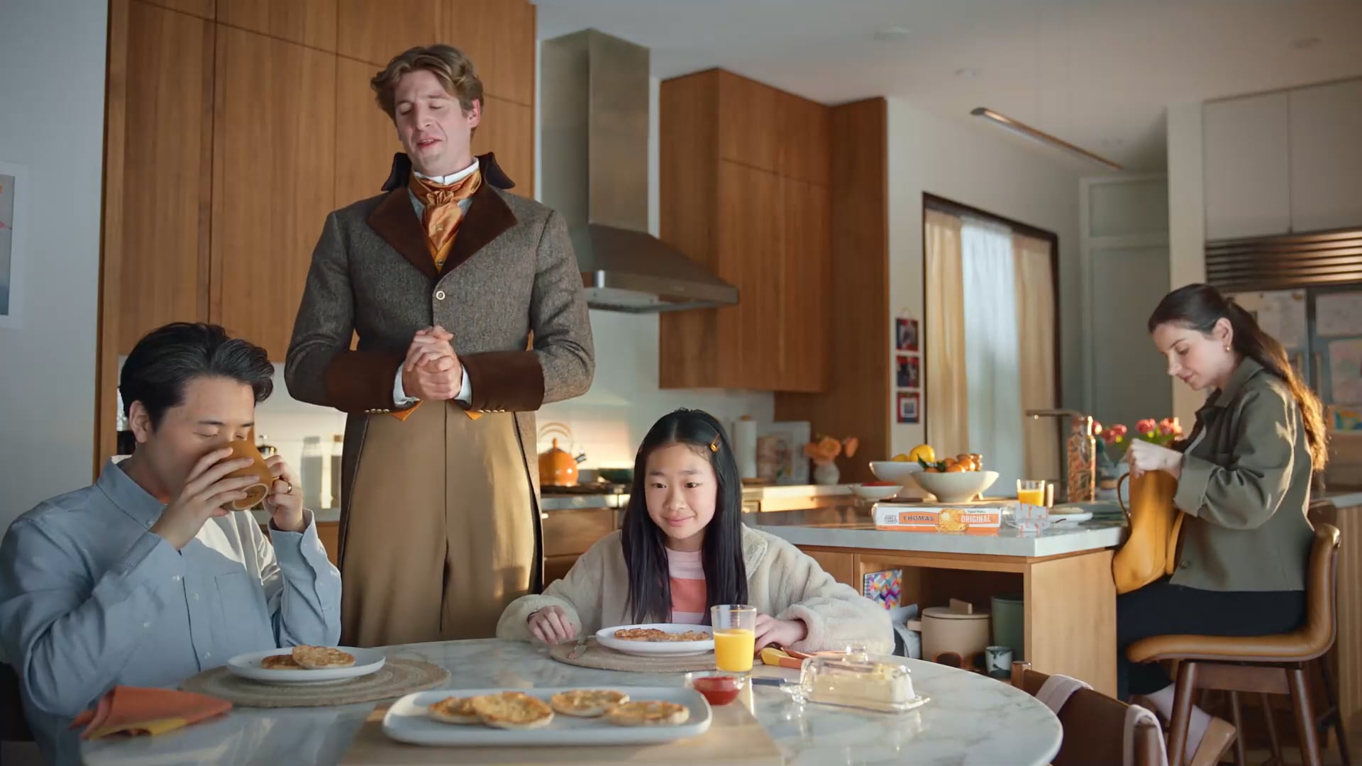 THOMAS BAGELS "Which is Which" | Hank Perlman