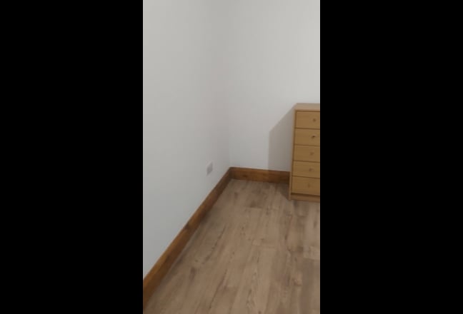 Must See Rooms - Available Now * * Must See * * Main Photo