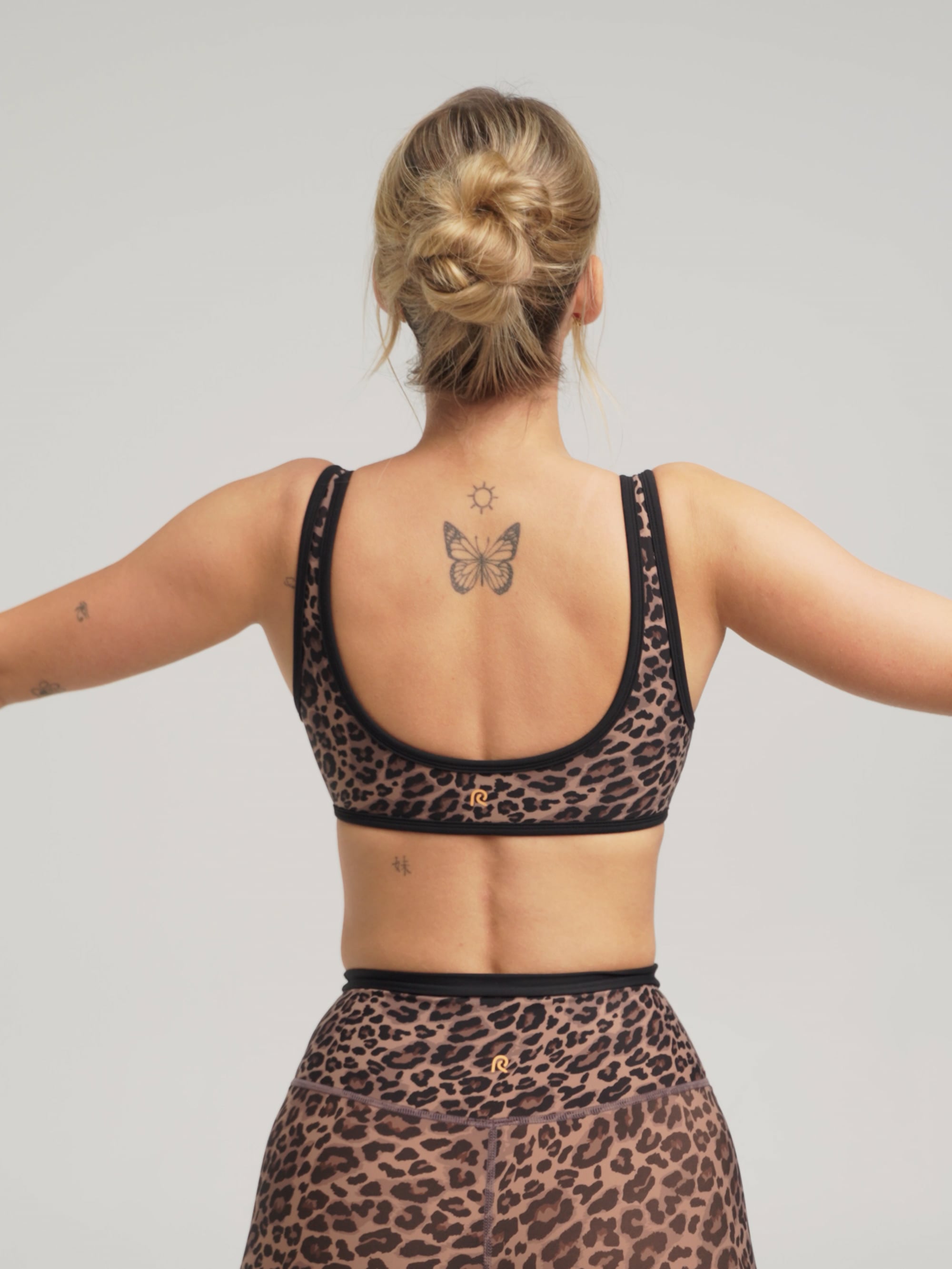 חזיית ספורט מבד ilios