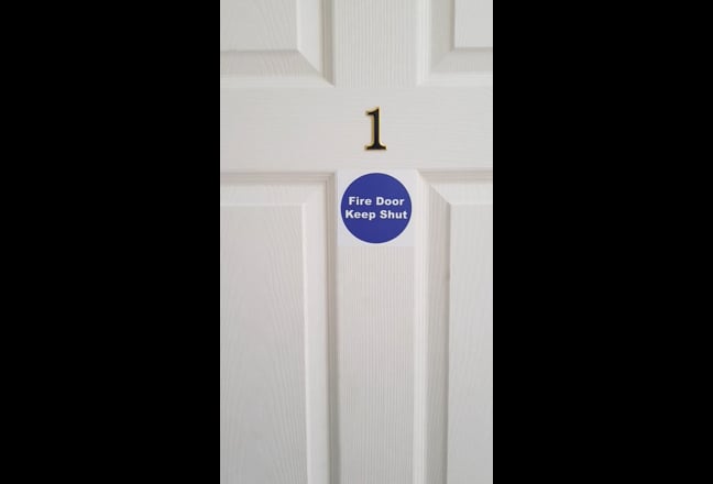 Large Double Room to Rent Main Photo