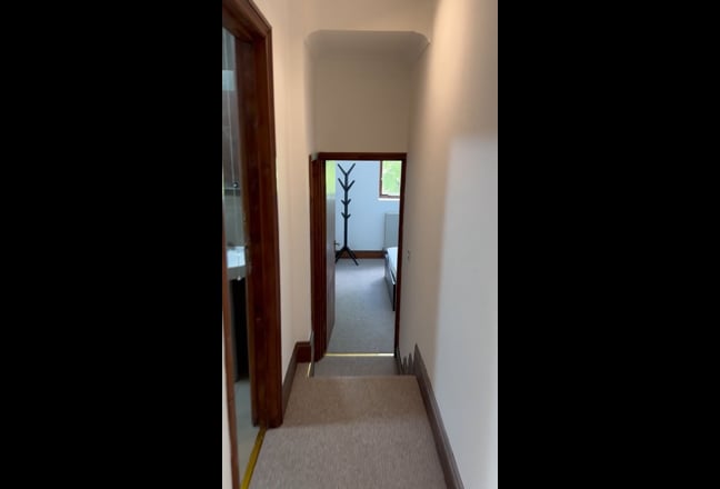 Lovely Double Room in Ealing Broadway!! Main Photo