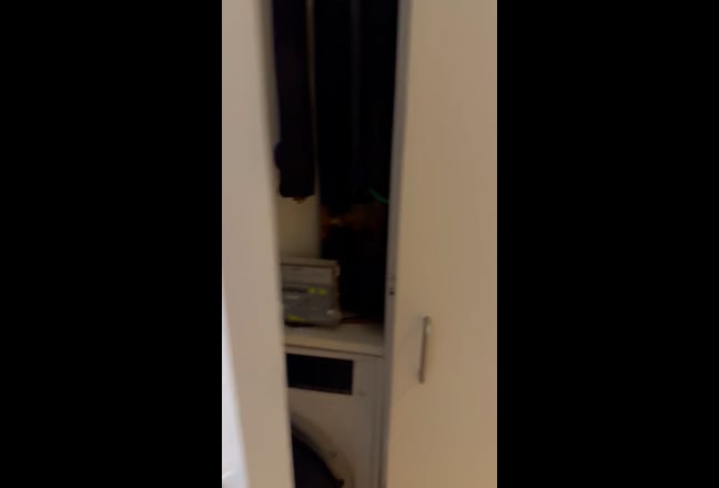 Rooms in east village (with a Dorgi dog) Main Photo