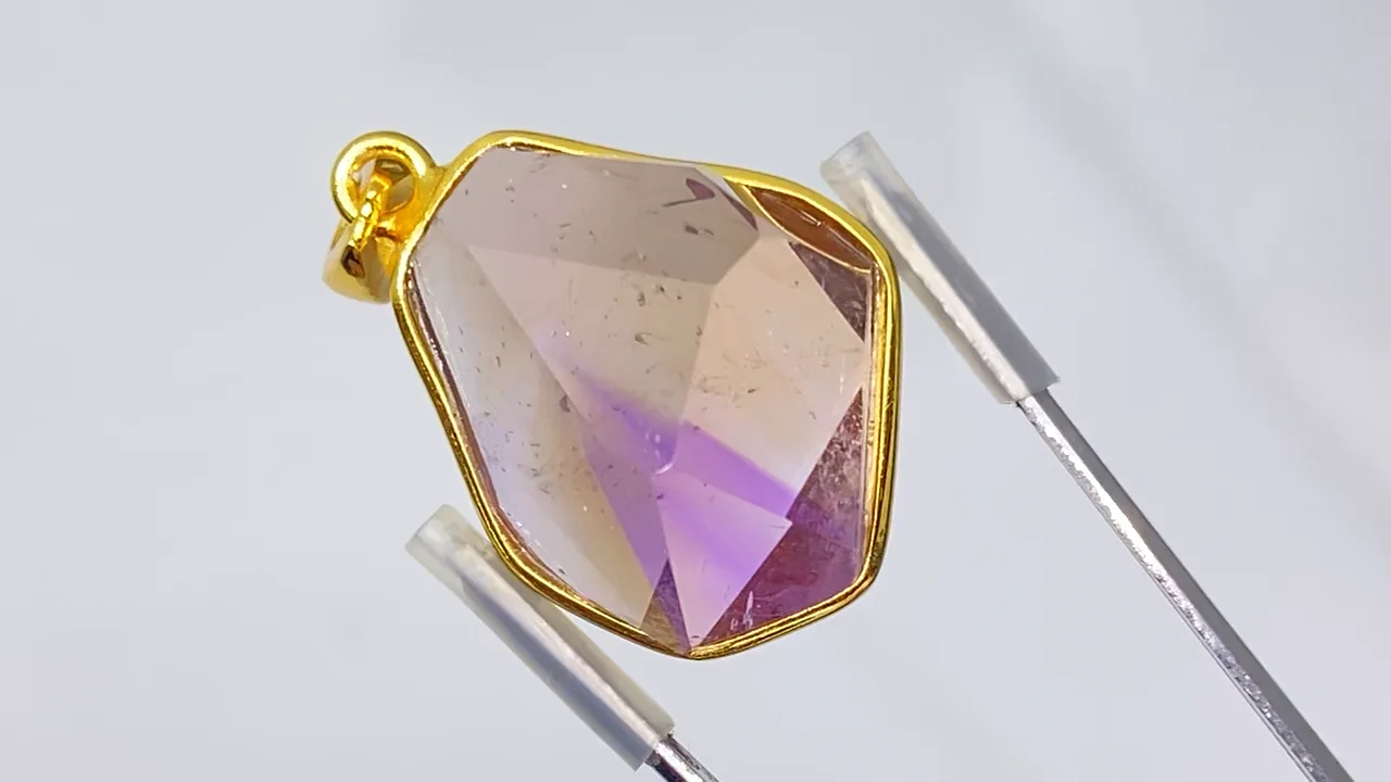 宝石質アメトリン AAA- カット入りペンダントトップ 18KGP製 NO.37【1