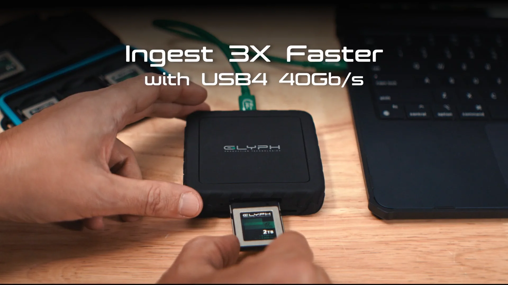 Capture+ CFexpress Type B USB4 Memory Card Reader – Glyph
