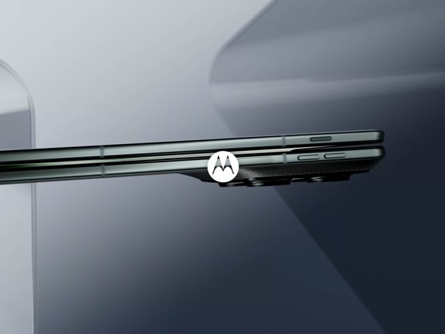 Motorola razr fold 5G 16/512 Lily White 165Hz - 1518465 - zdjęcie 2