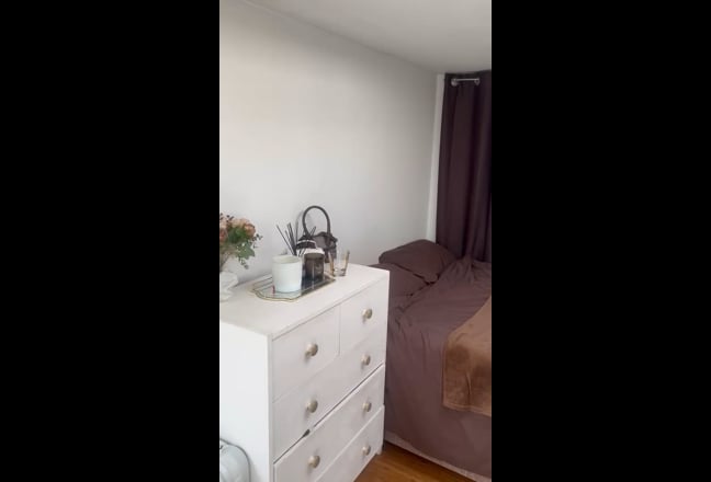 Double room-bay window and loft+ own balcony Main Photo