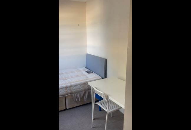 Awesome All bills incl Dbl Rooms SE1 Marcia Rd Main Photo