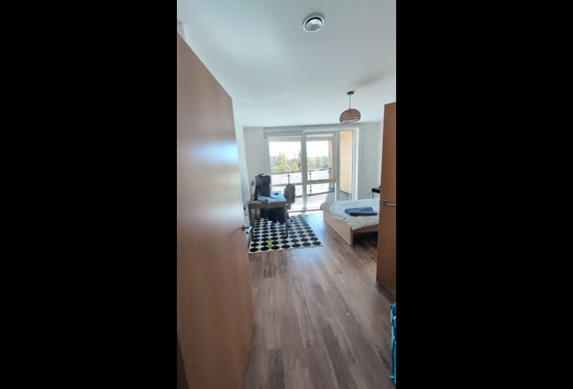 Spacious 1-bedroom near New Cross gate Main Photo