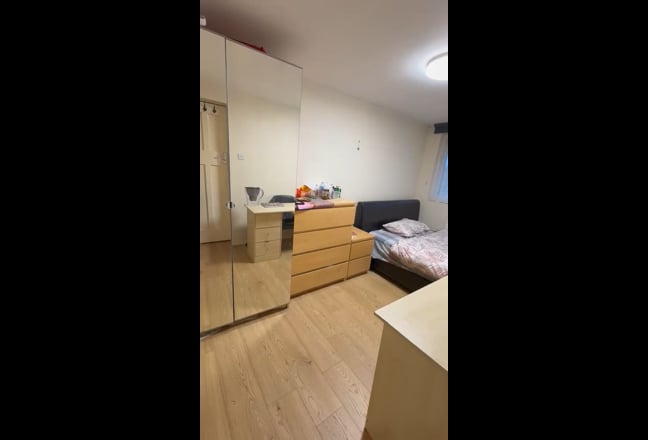 Ensuite Double Room Lovely House Main Photo