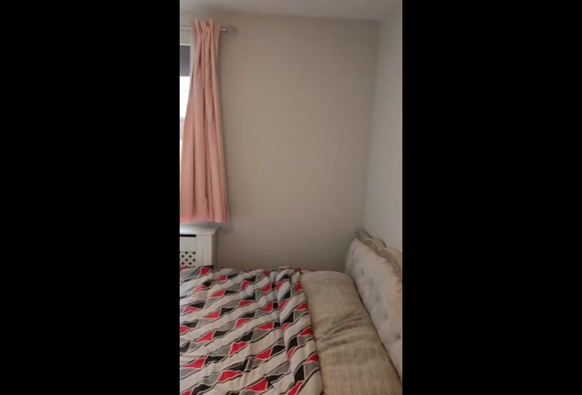 Double Room in Peaceful Gravesend Location Main Photo