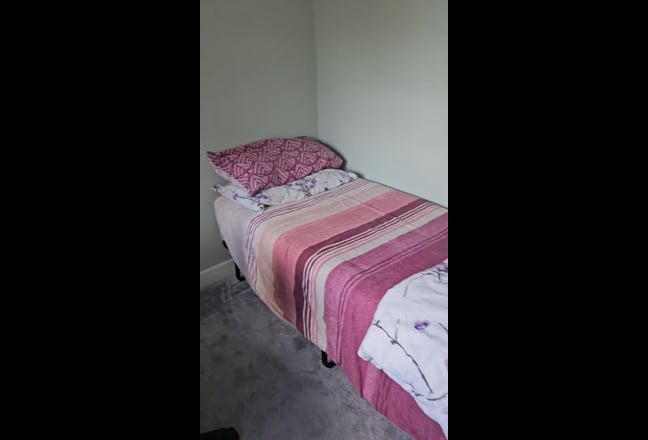 1 single bedroom at walkable distance Reading Uni Main Photo
