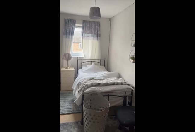 Single Furnished Room – NR6 – All Bills Included Main Photo