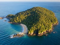 Isla Majestad – Private island in Panama, Central America – video thumbnail