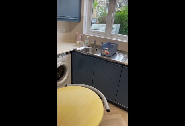 Open House for Viewings Today ! Main Photo