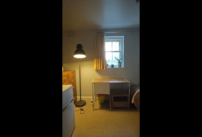 Double Room. Close to 3 stations! Available now! Main Photo