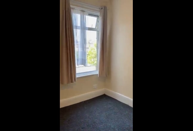 Room rent  Main Photo