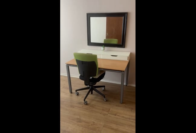 Large Double Room To Let in Stratford  Main Photo