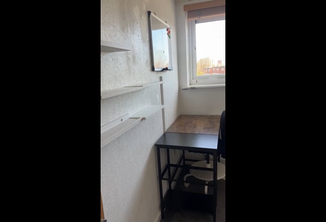 Double Room – Close to City Centre Main Photo