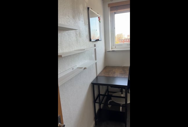 Double room available - Bills included  Main Photo