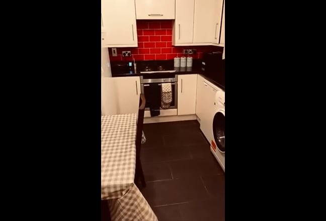 Double Room To Let  Main Photo