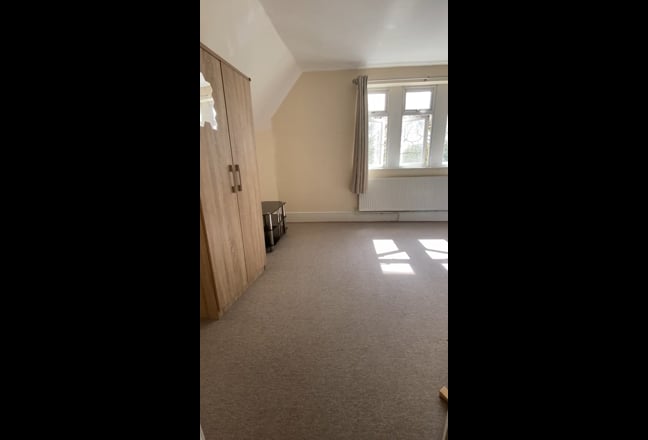 New Furnished Double Room | Bills Inc | Rent Neg Main Photo