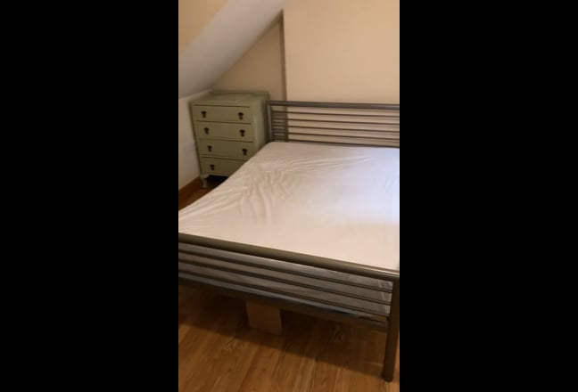 Stranmillis: EN-SUITE Double rooms including BILLS Main Photo