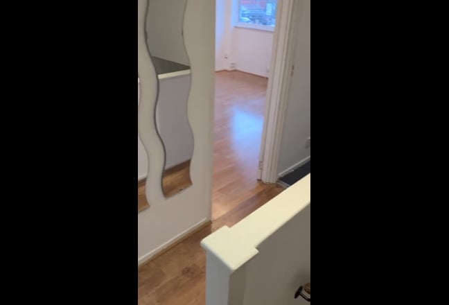 1-bed first floor flat*Maximum 2 people* Main Photo