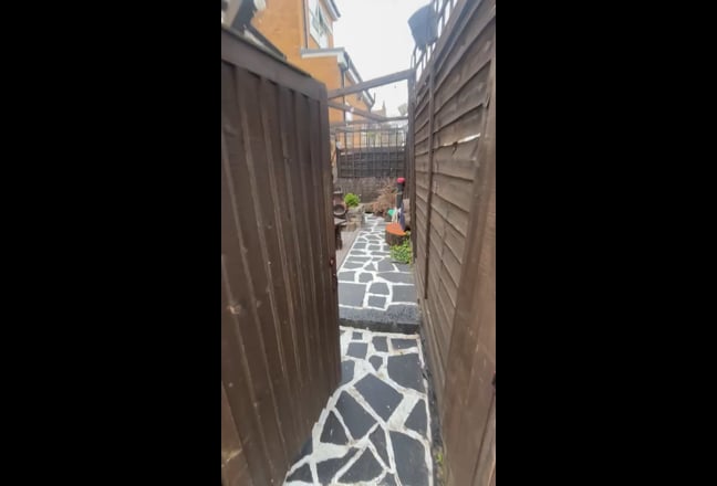 Spacious room 1 min walk from Leyton station  Main Photo