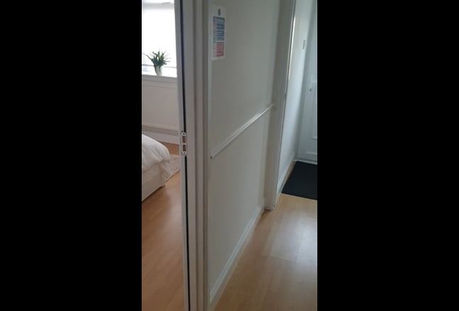 Three Beautiful Double Rooms Available One En-Suit Main Photo