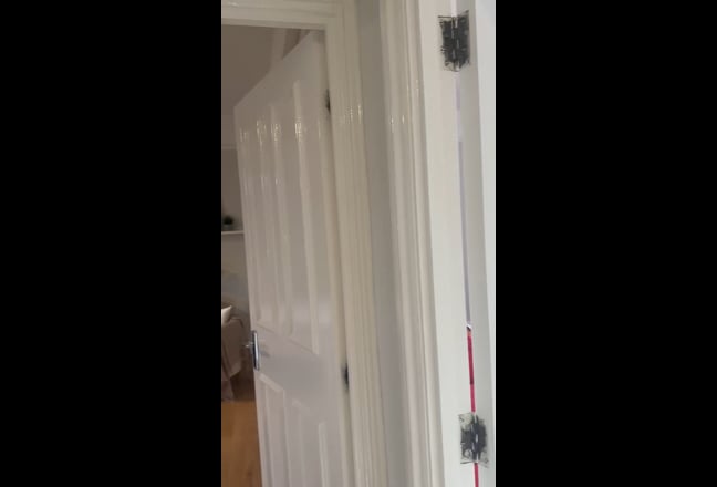 🏡 Modern Double Room for Rent – All Bills Include Main Photo