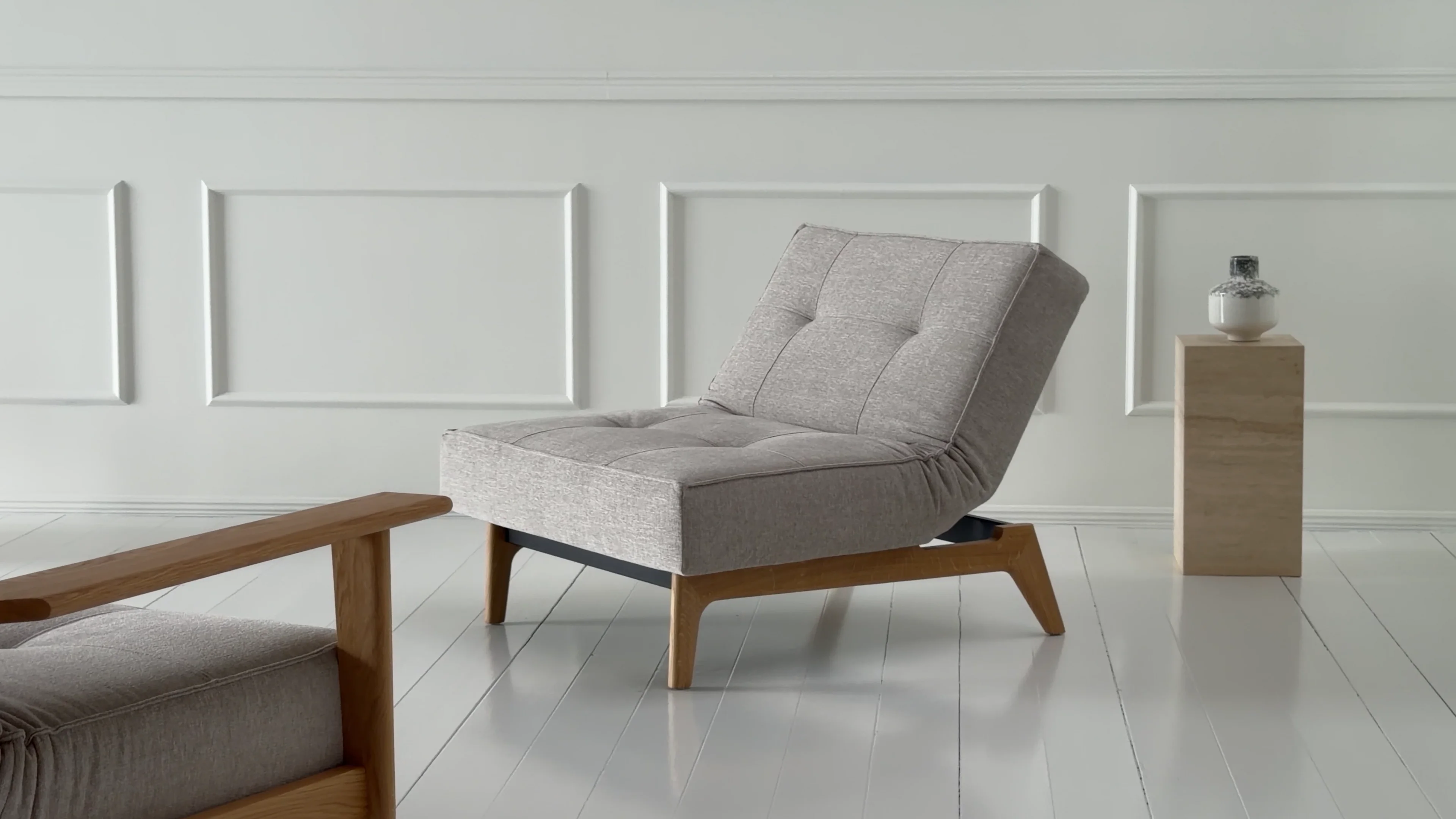 リッカ③ 85チェア Splitback Eik Chair in natural light wood