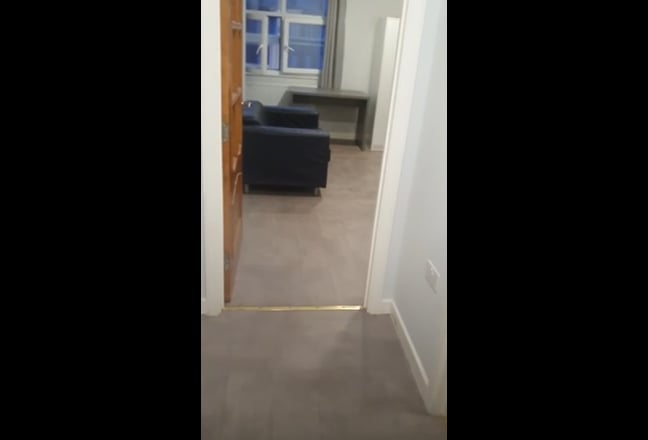 1 bedroom flat 1 min walk Piccadilly station  Main Photo