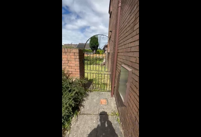 1 single room available at cathcart road Main Photo