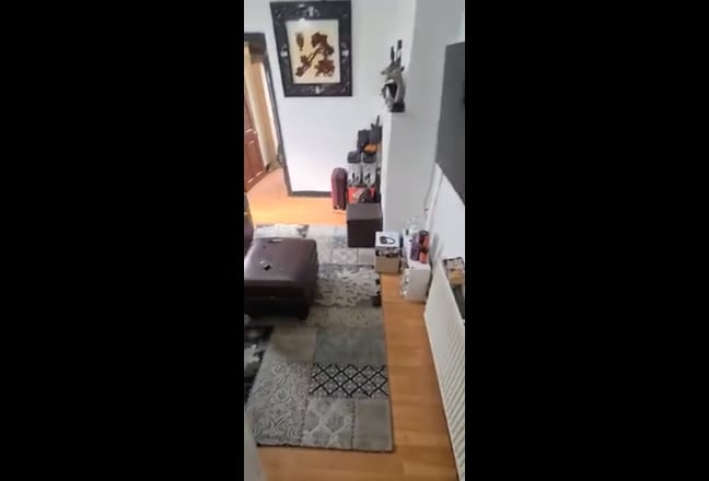 Amazing Double Bedroom with Living Room Main Photo