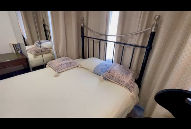 Extra Large Ensuite Double Room-Walk to 3 stations Main Photo