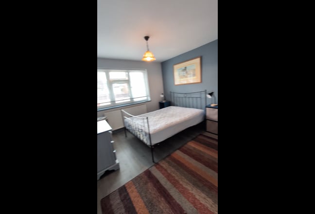 Large East London House (E4) Main Photo