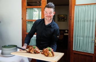 Oliver Wiegand bringt frischen Hauben-Glanz in das Stadtgasthaus am Nyikospark