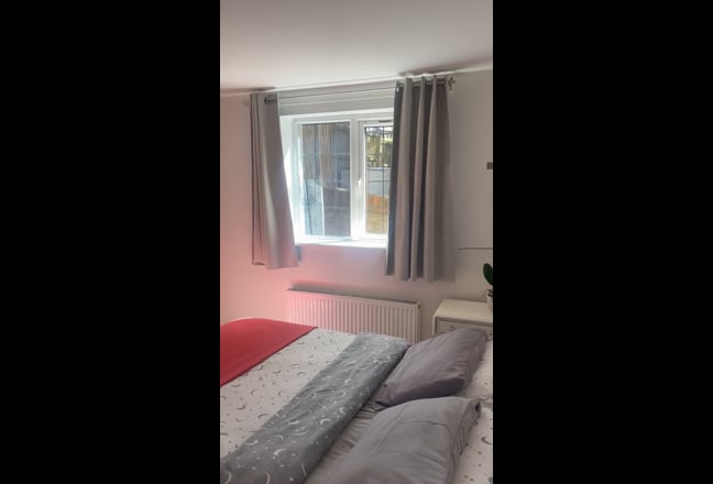 Room for rt Main Photo