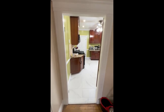 Huge House Incl. Elec Hot Water WIFI Water Sewer Main Photo