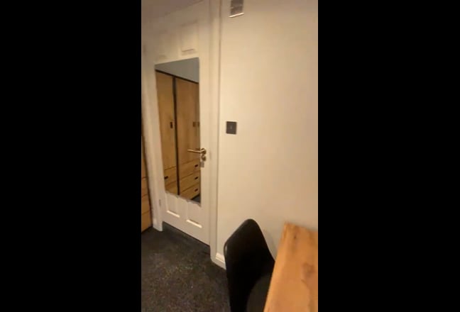 Video 1: Room 6