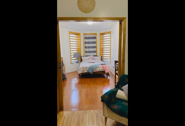 Sunny Large Room for Rent-Ridgewood, Main Photo