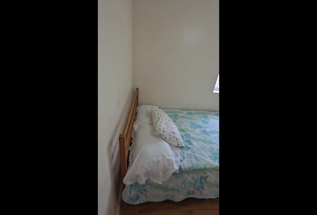 Renting a double bedroom near Blackhorse road E17 Main Photo