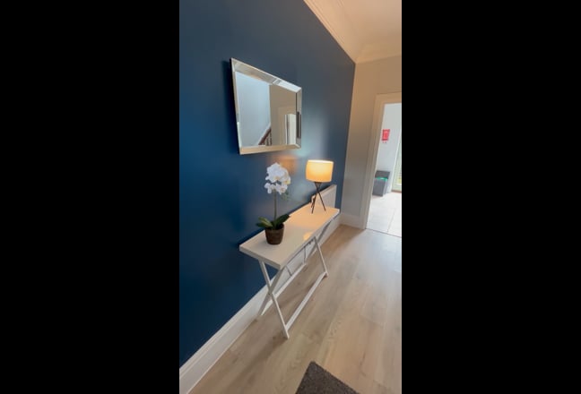 Double Student Bedroom Left in Large House Main Photo