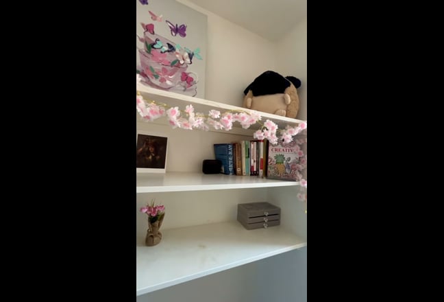 3 double bedrooms available In a 5 bed house  Main Photo