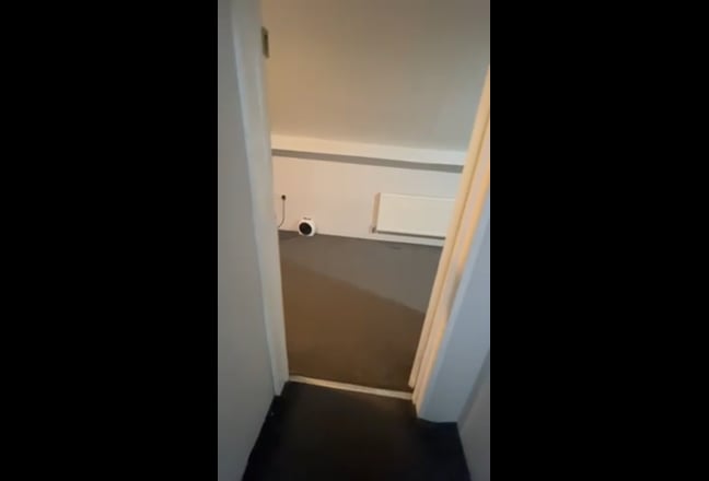 En suite Double Room 5 min from Upton Park Station Main Photo