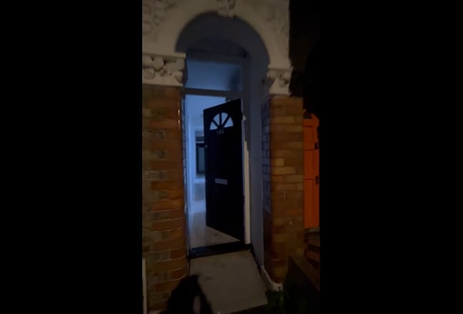 3 bedroom house available in Walthamstow Main Photo