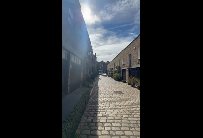 2 Double rooms off Sussex Garden from &pound;254pw  Main Photo