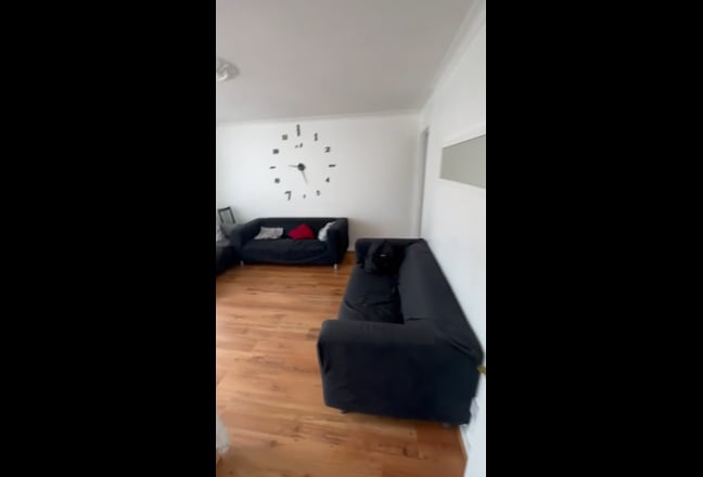 Two rooms available with a living room and terrace Main Photo