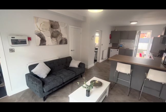 🚨   New High Spec City Centre En Suite 🚨  Main Photo